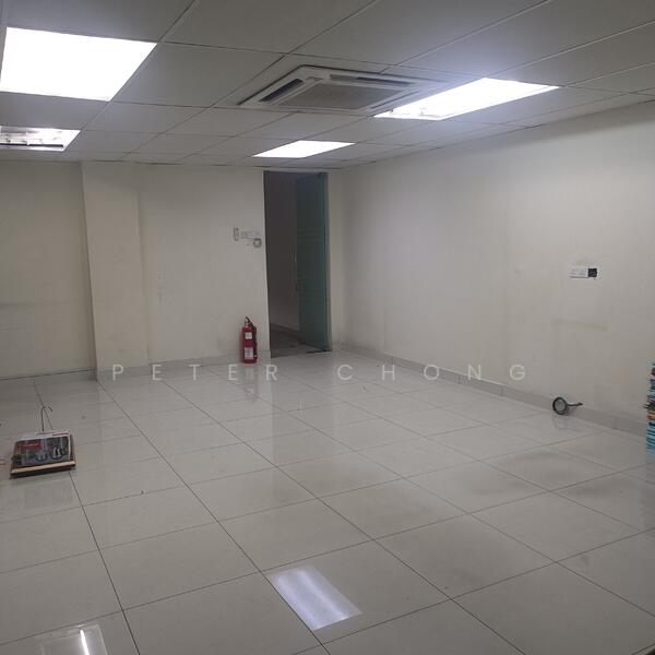 Semi-D Factory for Sale in Kawasan Perindustrian Batu Caves (Batu Caves) - Peter Chong - Interior - PropertyGuru.com.my