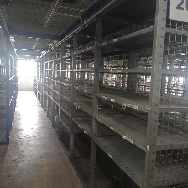 Semi-D Factory for Sale in Kawasan Perindustrian Batu Caves (Batu Caves) - Peter Chong - Interior - PropertyGuru.com.my