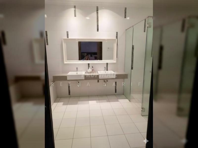 3 Storey Superlink House Corner Lot Denai Alam untuk Untuk Dijual - RM 1,550,000, Mac 2026 - Bathroom - PropertyGuru.com.my