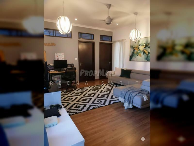 3 Storey Superlink House Corner Lot Denai Alam untuk Untuk Dijual - RM 1,550,000, Mac 2026 - Living Room - PropertyGuru.com.my
