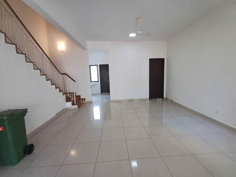 2-storey Terraced House for Sale in Bertam Perdana 2 (Kepala Batas) - Azura Ghani - Living Room - PropertyGuru.com.my