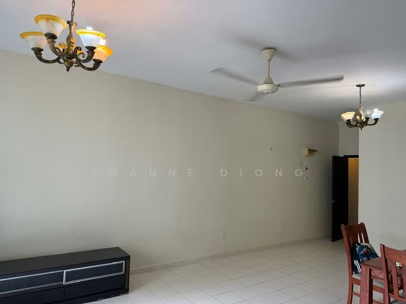 Pangsapuri untuk Disewa di Pangsapuri Lagoon Perdana - Joanne Diong - Living Room - PropertyGuru.com.my