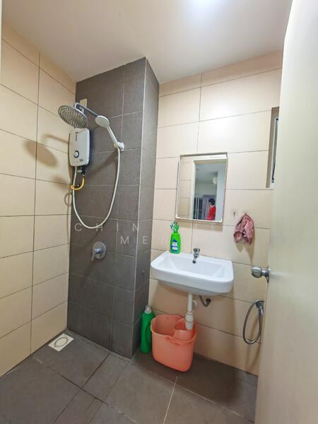 Condominium for Rent at The Holmes 1 - Chin Chee Meng - Bathroom - PropertyGuru.com.my