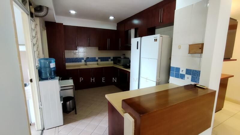 Condominium for Sale at Kiaramas Sutera - Stephen Megam - Kitchen - PropertyGuru.com.my