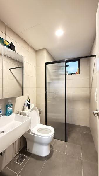 Condominium for Sale at M Adora - Llionel Ong - Bathroom - PropertyGuru.com.my