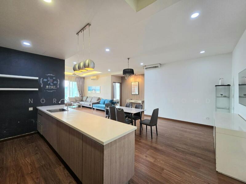 Condominium for Sale at Sri Putramas III / Royal Regent - Norhafiz Bin Mohd Nor - Living Room - PropertyGuru.com.my