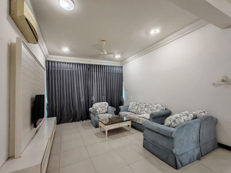 Kondominium untuk Dijual di Fettes Residence - Jae Lee - Living Room - PropertyGuru.com.my