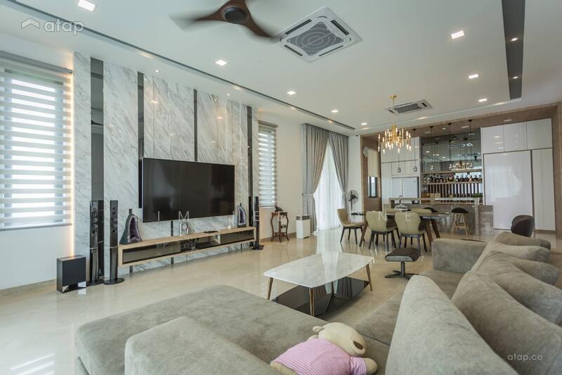Semi-Detached House for Sale in Shah Alam (Selangor) - Lim Jee Hone - Living Room - PropertyGuru.com.my