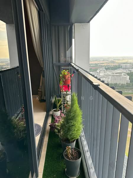 Setia City Residences untuk Untuk Dijual - RM 840,000, Apr 2026 - Balcony - PropertyGuru.com.my