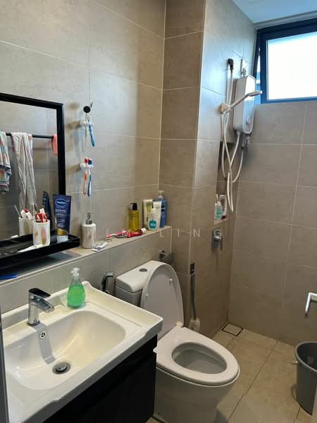 Setia City Residences untuk Untuk Dijual - RM 840,000, Apr 2026 - Common Bathroom - PropertyGuru.com.my