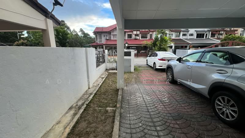 2-storey Terraced House for Rent in Usj 16 (Subang Jaya) - Adi Zulkarnaen - Exterior - PropertyGuru.com.my