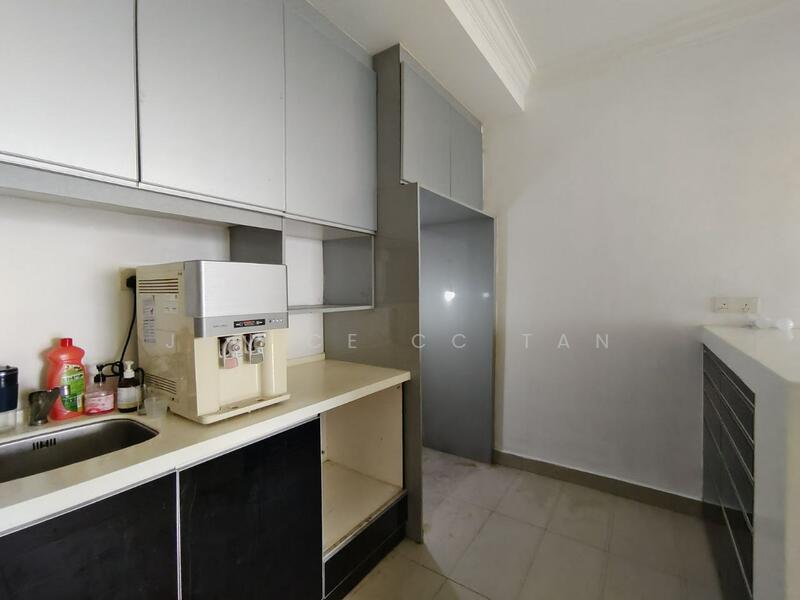 Condominium for Sale at Atmosfera Kondominium - Janice CC Tan - Kitchen - PropertyGuru.com.my