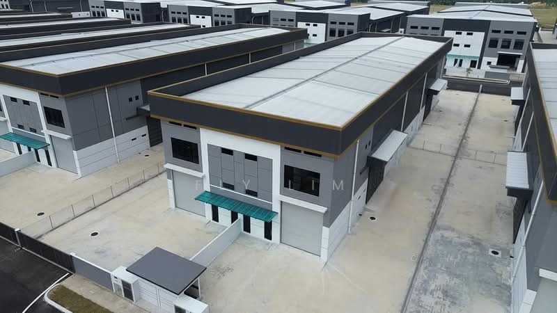 Factory for Rent in Kampung Sri Cheeding (Jenjarom) - Fly Lim - Exterior - PropertyGuru.com.my