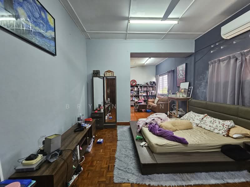 Bungalow for Sale in Seksyen 17, Taman Sri Lee Yan Lian (Petaling Jaya) - Bryan Wong - Bedroom - PropertyGuru.com.my