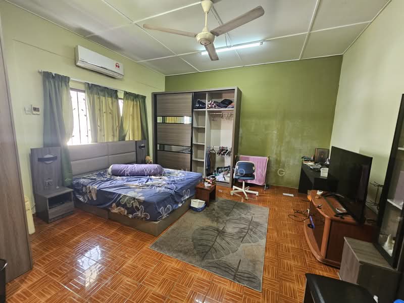 Bungalow for Sale in Seksyen 17, Taman Sri Lee Yan Lian (Petaling Jaya) - Bryan Wong - Bedroom - PropertyGuru.com.my