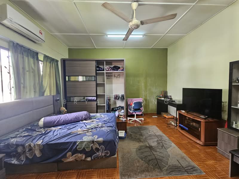 Bungalow for Sale in Seksyen 17, Taman Sri Lee Yan Lian (Petaling Jaya) - Bryan Wong - Bedroom - PropertyGuru.com.my