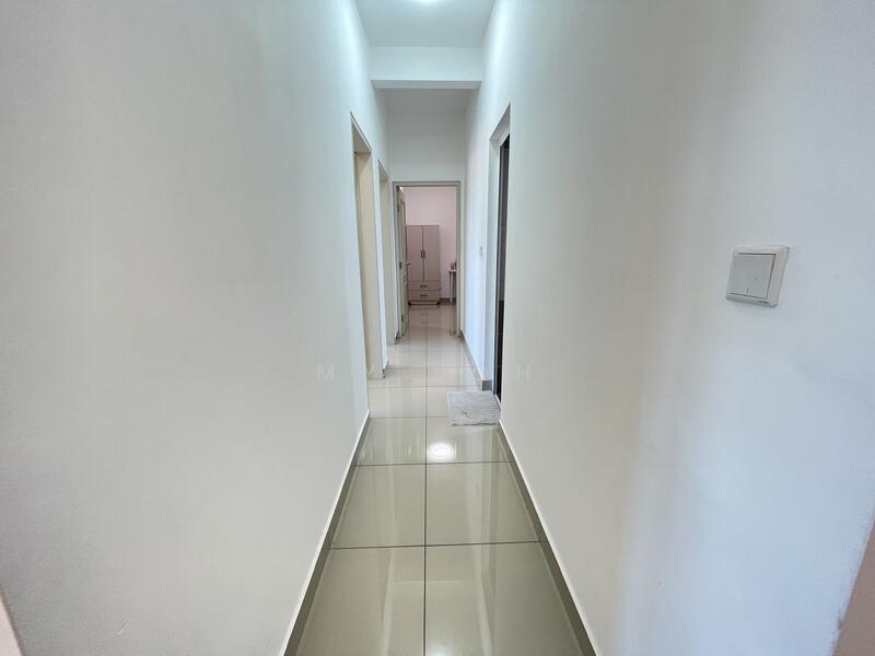 Service Residence for Sale at V-Residensi 5 - MY Loh - Corridor - PropertyGuru.com.my