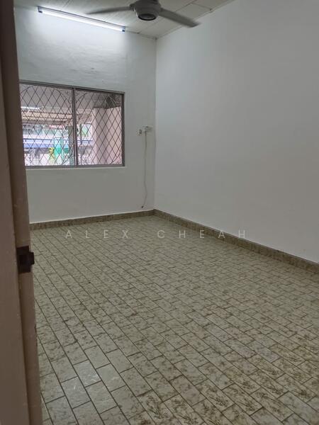 Terraced House for Sale in Gelugor (Penang) - Alex Cheah - Interior - PropertyGuru.com.my