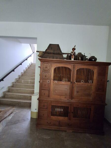 2nd living room, game room or bar lounge