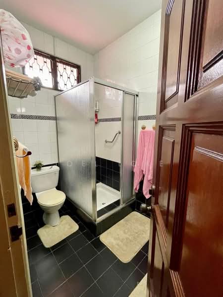 Rumah Berkembar untuk Dijual di Bangsar (Kuala Lumpur) - Joel Loke - Bathroom - PropertyGuru.com.my