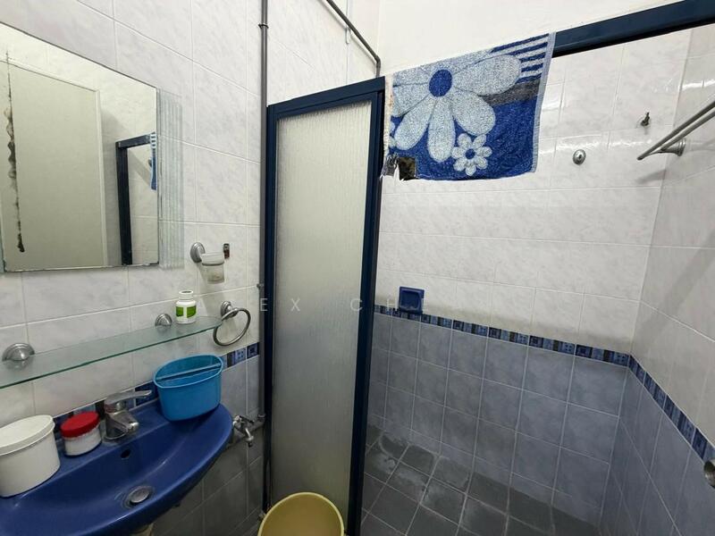 2-storey Terraced House for Sale in Gelugor (Penang) - Alex Cheah - Bathroom - PropertyGuru.com.my