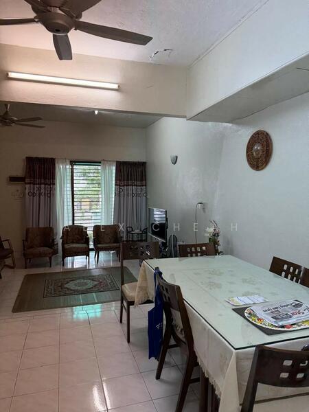 2-storey Terraced House for Sale in Gelugor (Penang) - Alex Cheah - Living Room - PropertyGuru.com.my