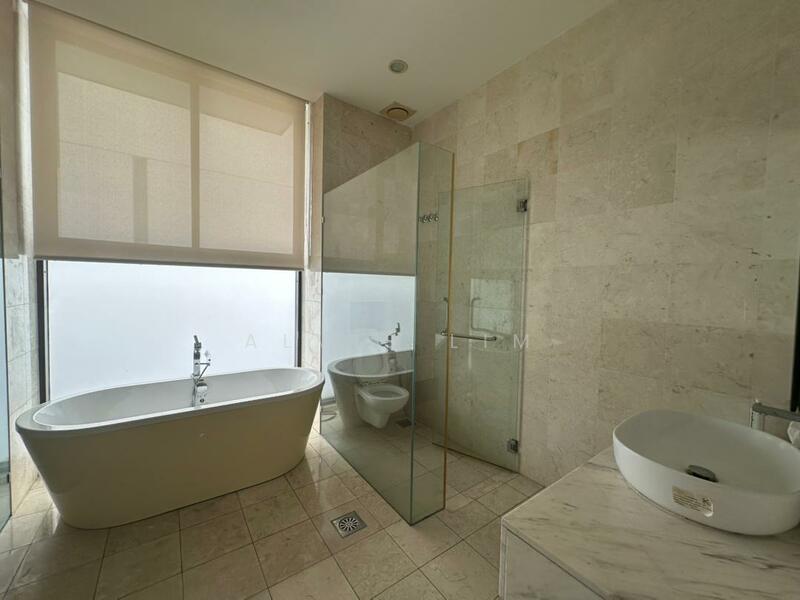 Twin Palms @ Sungai Long untuk Untuk Dijual - RM 2,690,000, Mac 2026 - Bathroom - PropertyGuru.com.my