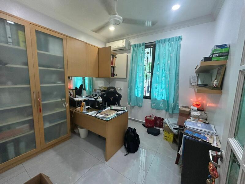 Cluster House for Sale in Taman Austin Heights (Tebrau) - William Tay - Study - PropertyGuru.com.my