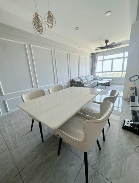 Cluster House for Sale in Taman Austin Heights (Tebrau) - William Tay - Living Room - PropertyGuru.com.my