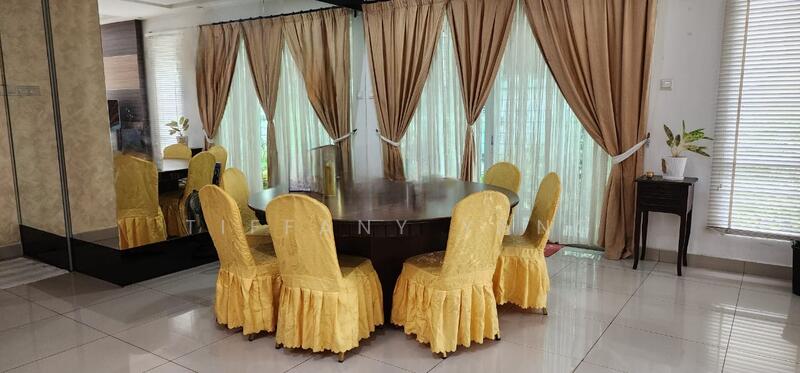 Semi-Detached House for Sale in Anggun 2 Residence (Rawang) - Tiffany Yang - Dining Room - PropertyGuru.com.my