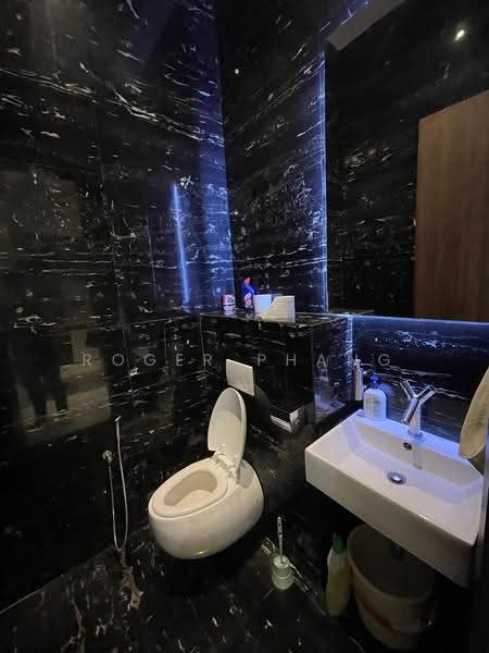 Bungalow House for Sale in Subang Jaya (Selangor) - Roger Phang - Bathroom - PropertyGuru.com.my