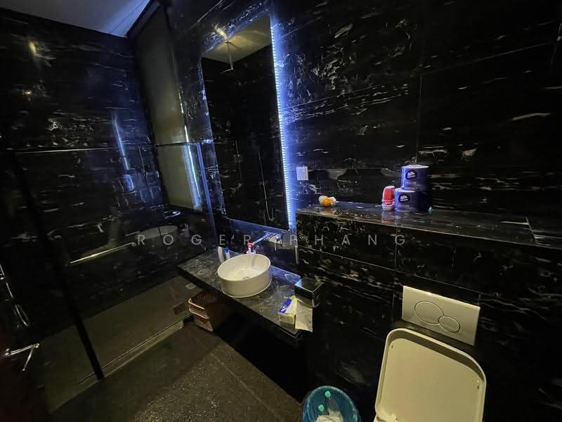 Bungalow House for Sale in Subang Jaya (Selangor) - Roger Phang - Bathroom - PropertyGuru.com.my