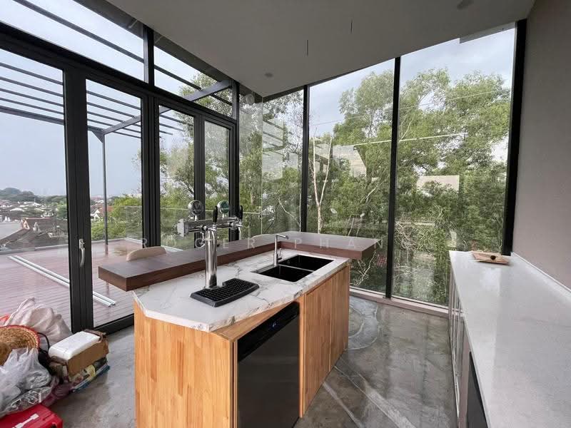 Bungalow House for Sale in Subang Jaya (Selangor) - Roger Phang - Kitchen - PropertyGuru.com.my