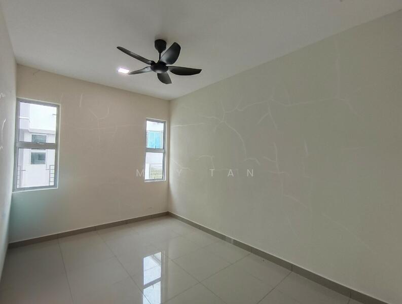 Rumah Berkembar untuk Dijual di Nibong Tebal (Penang) - May Tan - Bedroom - PropertyGuru.com.my