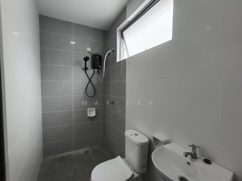 Rumah Berkembar untuk Dijual di Nibong Tebal (Penang) - May Tan - Bathroom - PropertyGuru.com.my