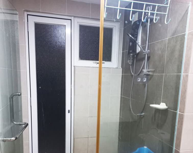 Casa Tropika untuk Untuk Disewa - RM 850 /bulan, Mac 2026 - Bathroom - PropertyGuru.com.my