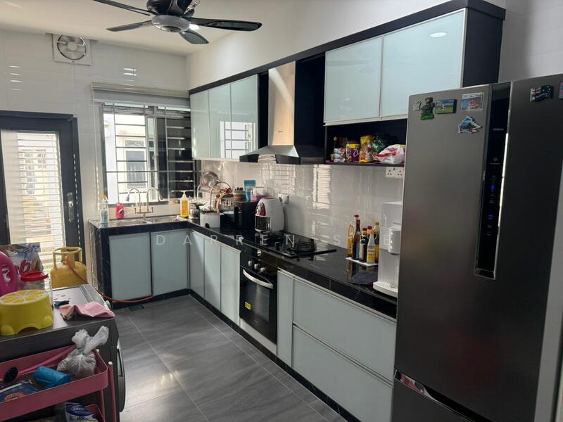 2-storey Terraced House for Sale in Senai (Johor) - Darren See - Kitchen - PropertyGuru.com.my