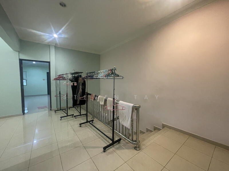 Rumah Teres untuk Dijual di Taman Desa Aman (Cheras) - Steven Tay - Interior - PropertyGuru.com.my