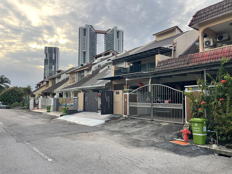 Rumah Teres untuk Dijual di Taman Desa Aman (Cheras) - Steven Tay - Exterior - PropertyGuru.com.my