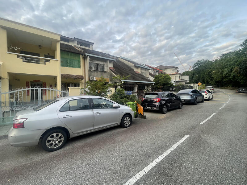 Rumah Teres untuk Dijual di Taman Desa Aman (Cheras) - Steven Tay - Exterior - PropertyGuru.com.my
