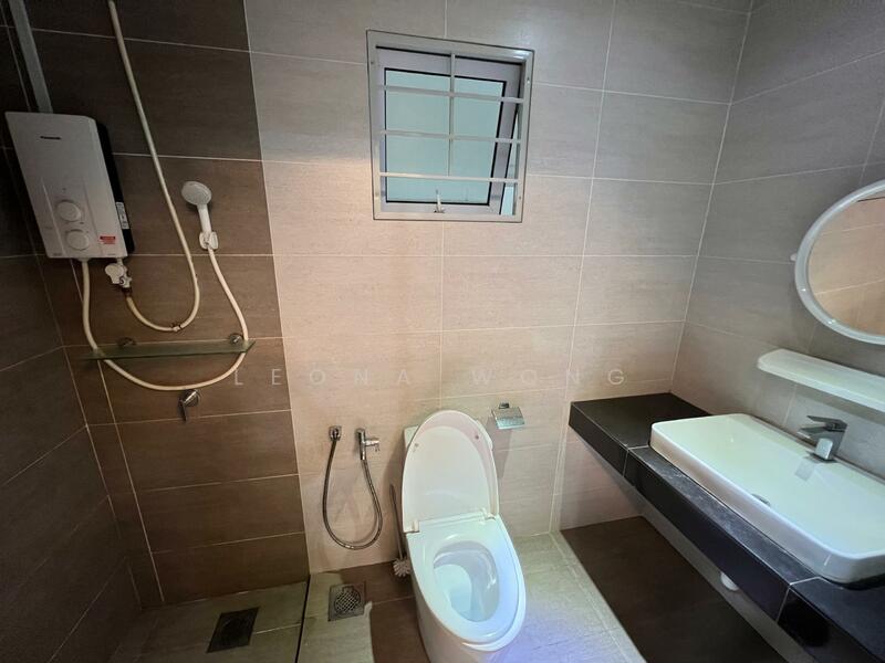 Koi Suites untuk Untuk Dijual - RM 330,000, Feb 2026 - Bathroom - PropertyGuru.com.my