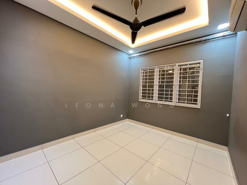 Koi Suites untuk Untuk Dijual - RM 330,000, Feb 2026 - Interior - PropertyGuru.com.my