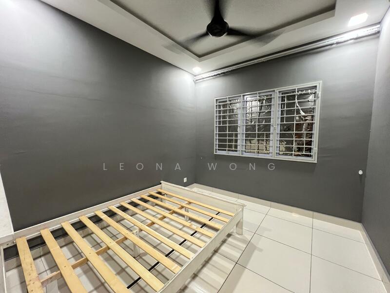 Koi Suites untuk Untuk Dijual - RM 330,000, Feb 2026 - Bedroom - PropertyGuru.com.my