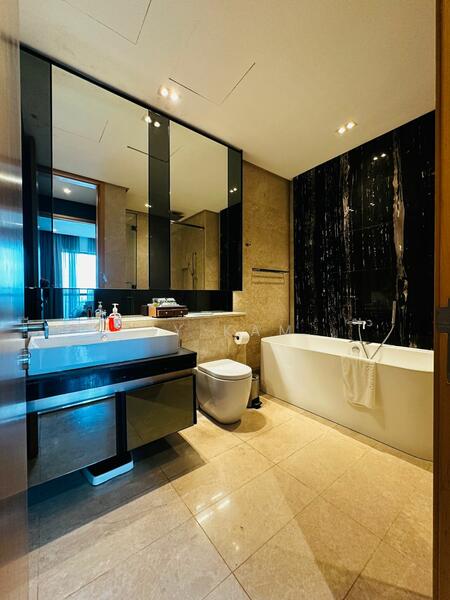 Damansara City Residency (DC Residensi) untuk Untuk Disewa - RM 6,500 /bulan, Mac 2026 - Bathroom - PropertyGuru.com.my