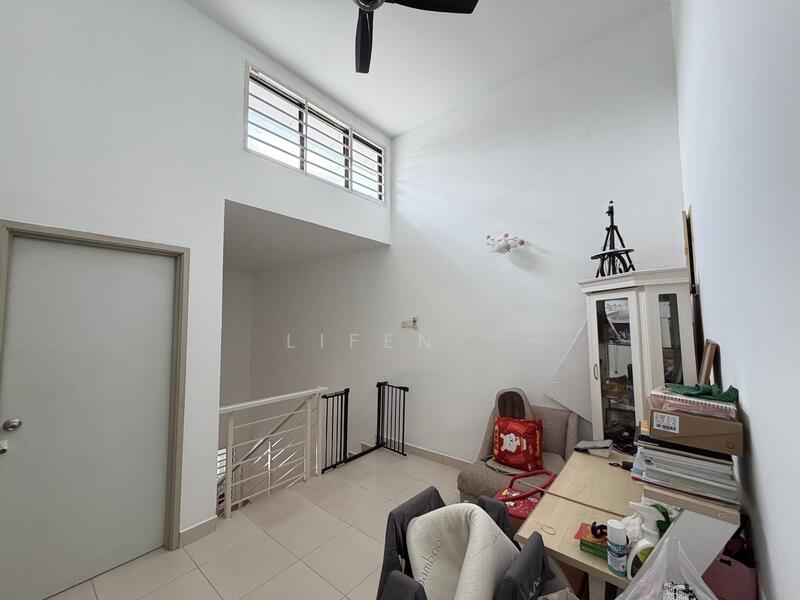 Cluster House for Sale in Taman Adda Heights (Tebrau) - Lifen . - Family hall - PropertyGuru.com.my