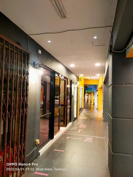 Kedai untuk Dijual di Kota Kemuning (Shah Alam) - ET Cheah - Corridor - PropertyGuru.com.my
