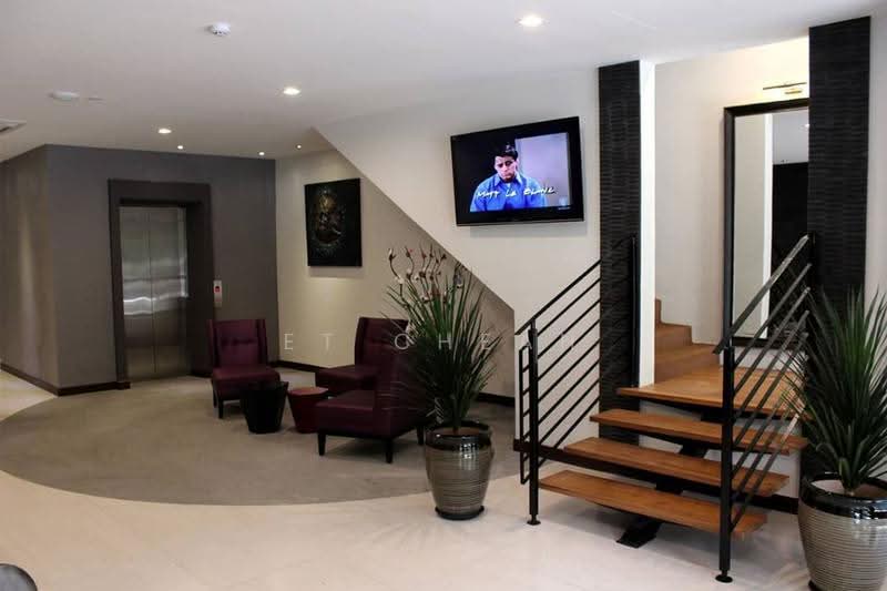 Kedai untuk Dijual di Kota Kemuning (Shah Alam) - ET Cheah - Waiting Area - PropertyGuru.com.my