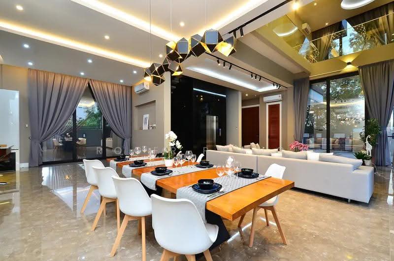 Bungalow House untuk Dijual di Subang Jaya (Selangor) - Roger Phang - Dining Room - PropertyGuru.com.my