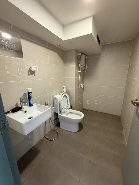 Service Residence for Rent at Pinnacle Kelana Jaya - Eddy Lee - Bathroom - PropertyGuru.com.my
