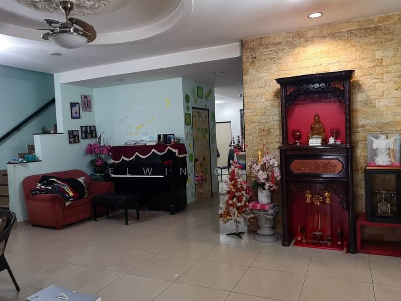 Semi-Detached House for Sale in Bandar Bukit Tinggi (Klang) - Elwin Chok - Living Room - PropertyGuru.com.my